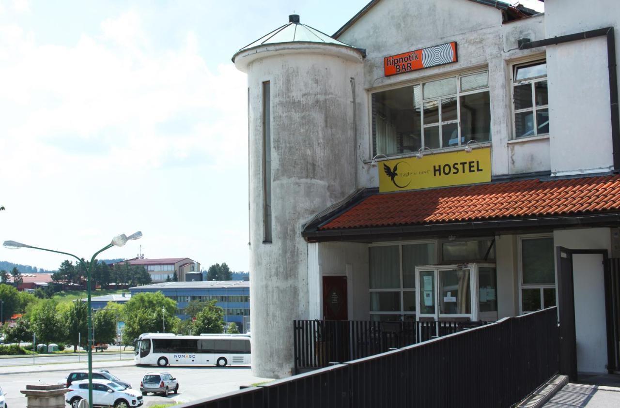Eagle'S Nest Hostel بوستوينا المظهر الخارجي الصورة