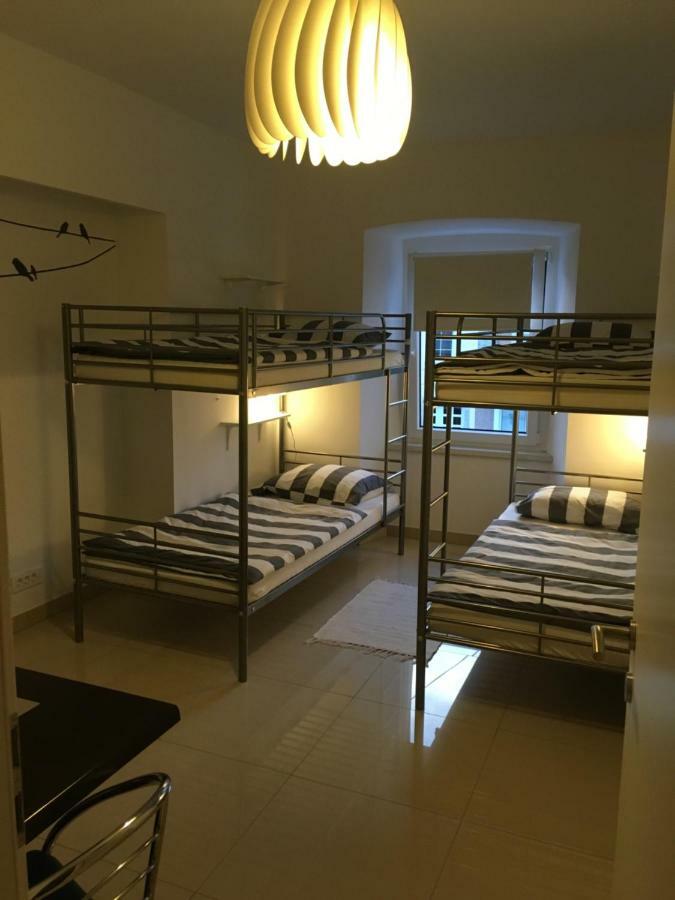 Eagle'S Nest Hostel بوستوينا المظهر الخارجي الصورة